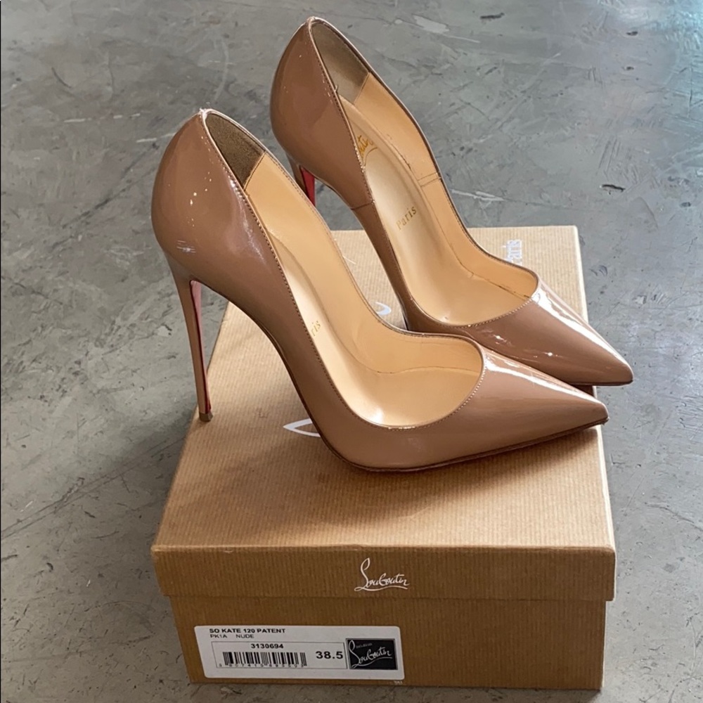 Christian Louboutin So Kate heels
